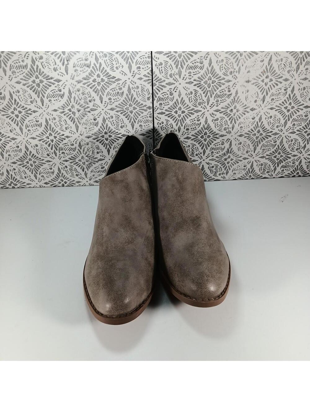 Womens Gray Suede Fashion Bootie-Universal Thread